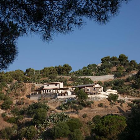 Aguni Agriturismo E Locanda Palizzi Exterior foto